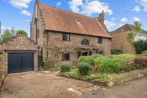 Photo 18- click for photo gallery